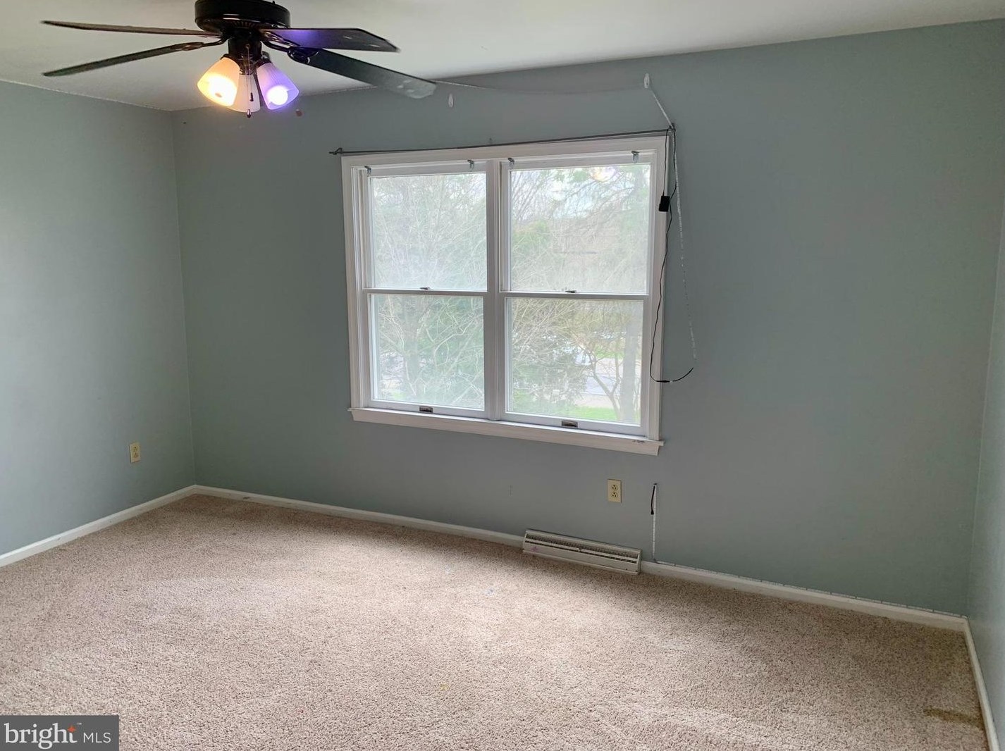 1043 Ben Franklin Hwy, Douglassville PA  19518-1804 exterior