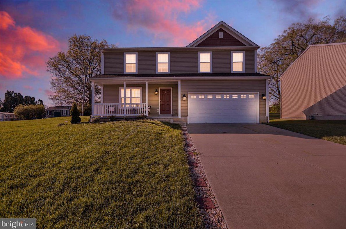 74 Nantucket Dr, Reading, PA 19605