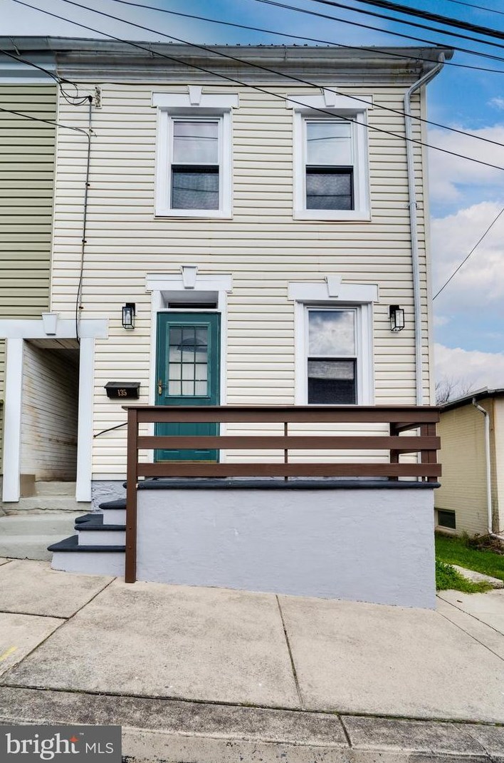 135 Walnut St, Greenwich, PA 19530-1414