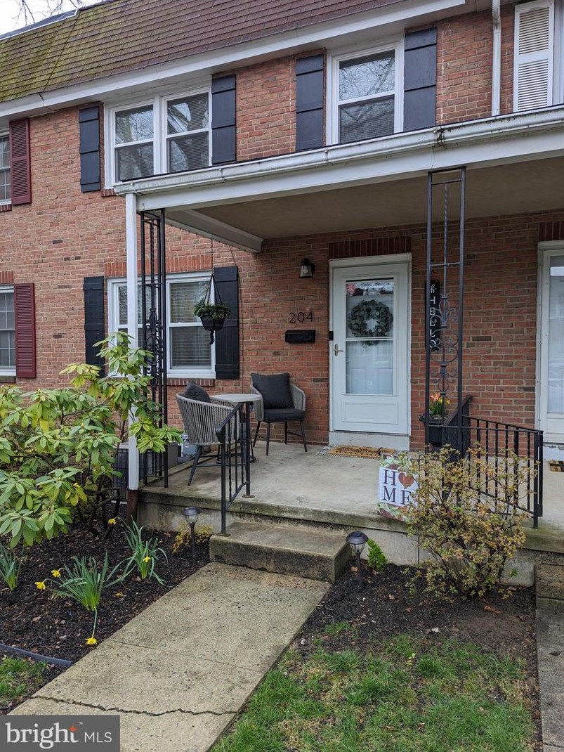 204 Sycamore Rd, Reading PA  19611-1536 exterior