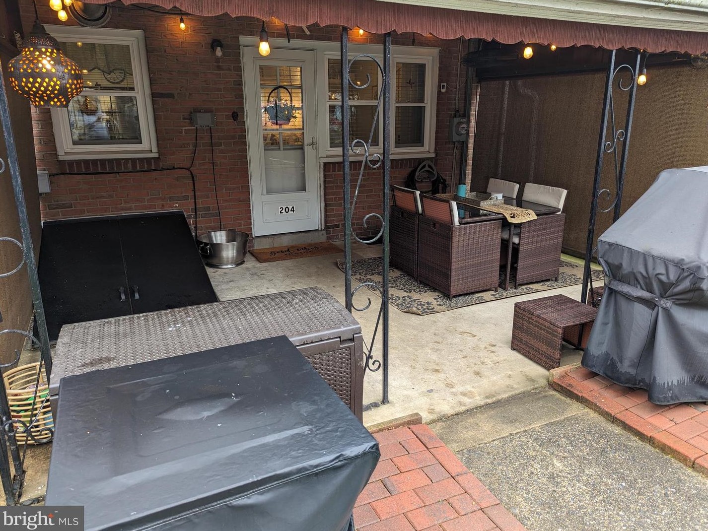204 Sycamore Rd, Reading PA  19611-1536 exterior