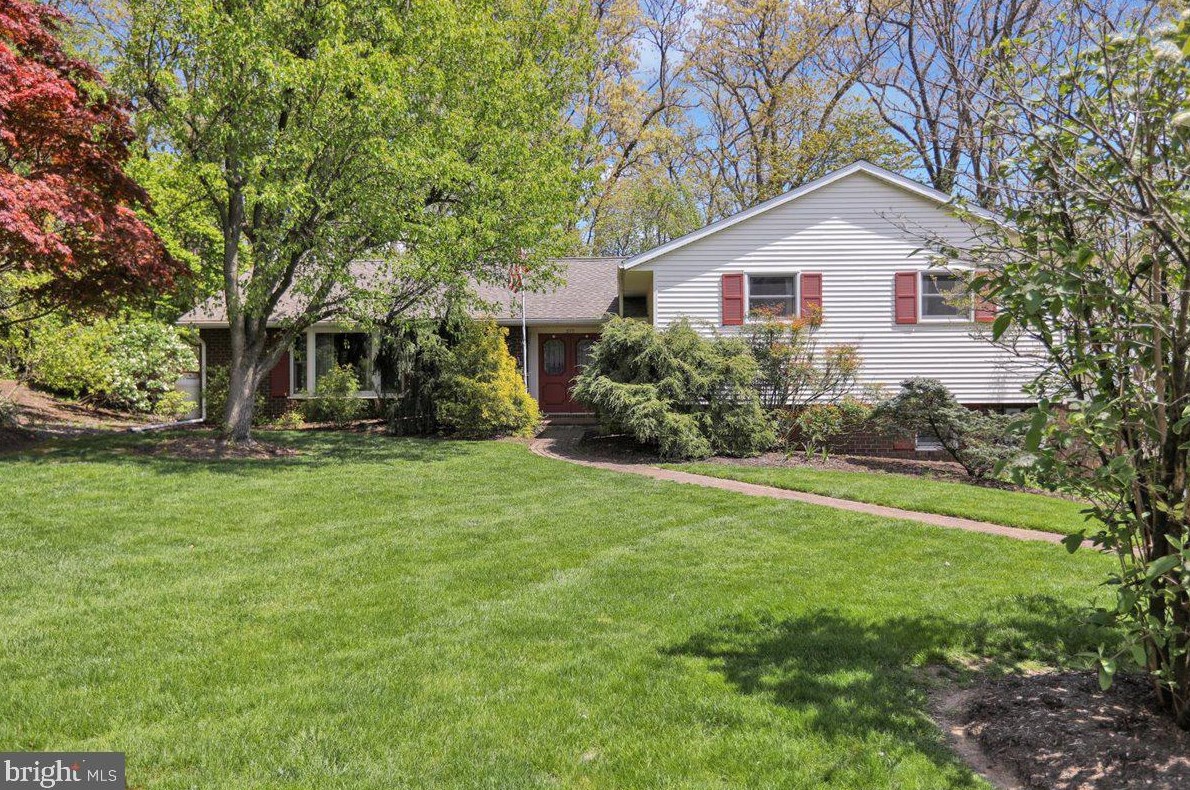 277 Seidel St, Reading, PA 19606