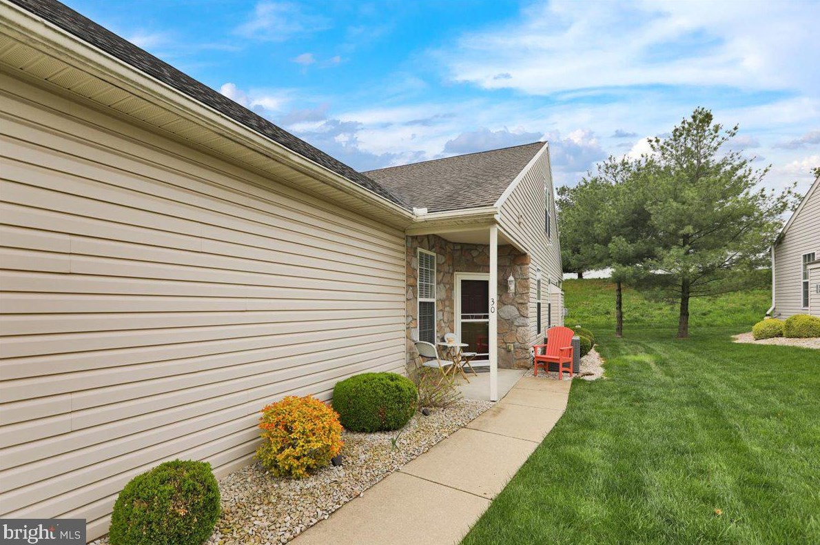 30 Turning Leaf Way, Reading, PA 19605-9111
