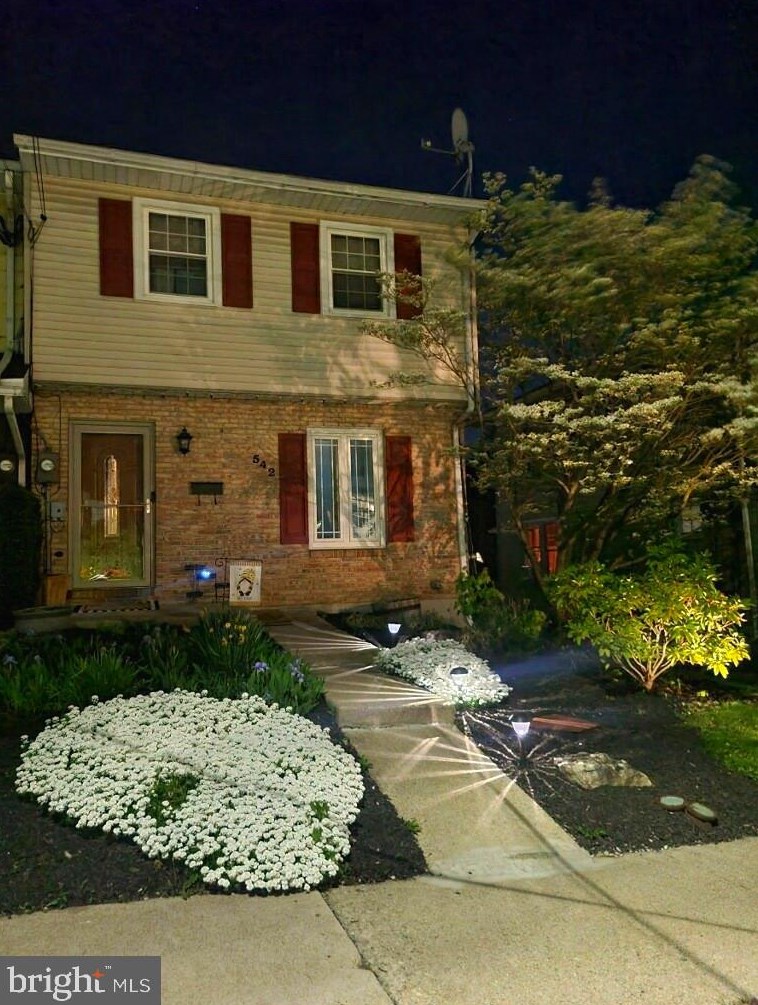 542 S 5th St, Moselem, PA 19526