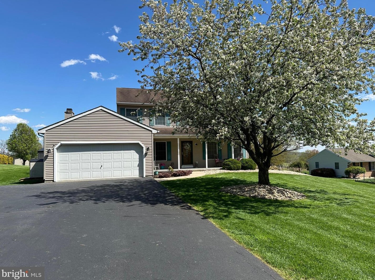 7194 Pine Tree Rd, Hereford, PA 18056