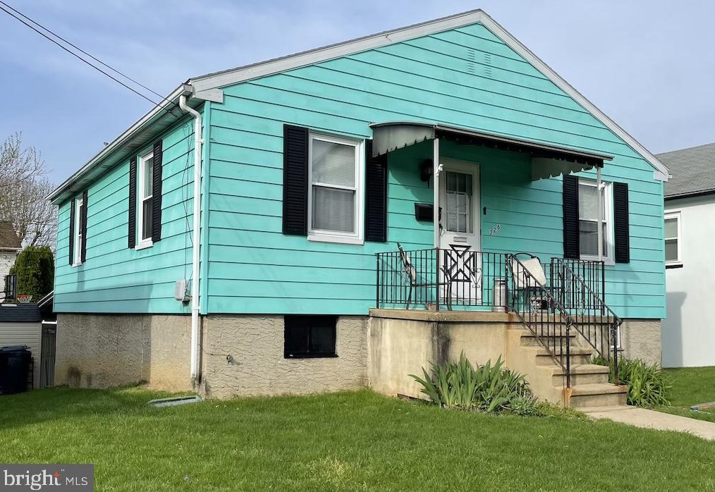 226 Melrose Ave, Reading, PA 19606-1326