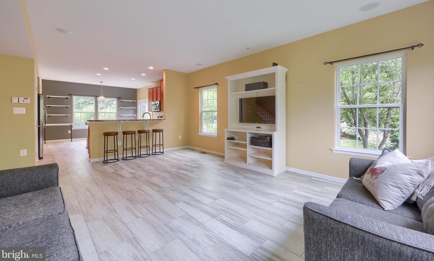 5107 Peach Blossom Dr, Douglassville PA  19518-1328 exterior