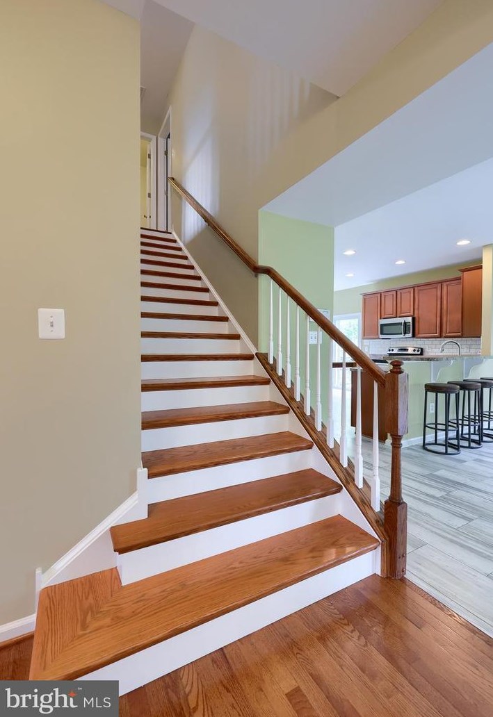 5107 Peach Blossom Dr, Douglassville PA  19518-1328 exterior