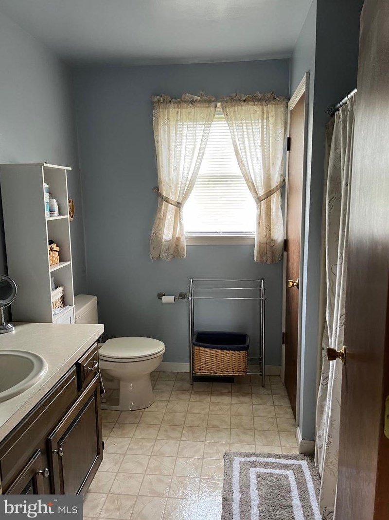 29 Ginna B Dr, Robesonia PA 19551-9670 exterior