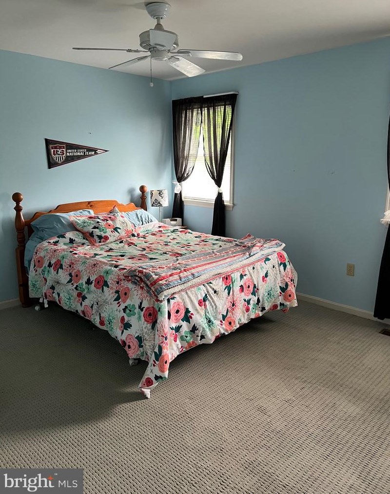 29 Ginna B Dr, Robesonia PA 19551-9670 exterior