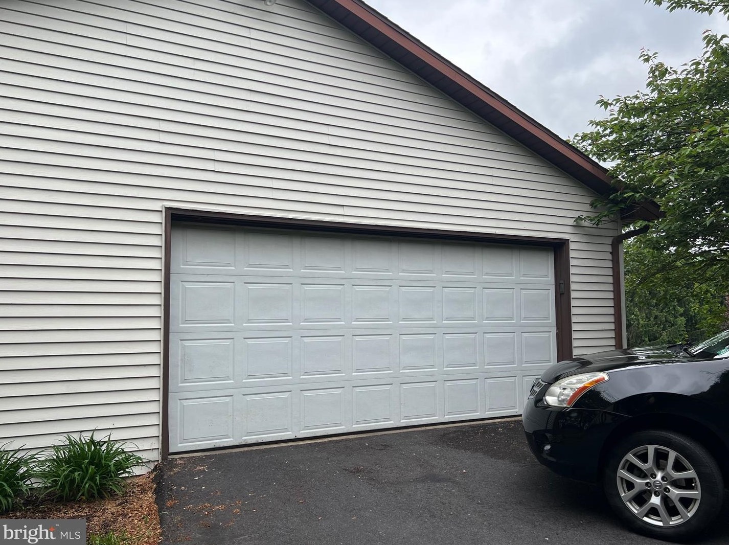 29 Ginna B Dr, Robesonia PA 19551-9670 exterior