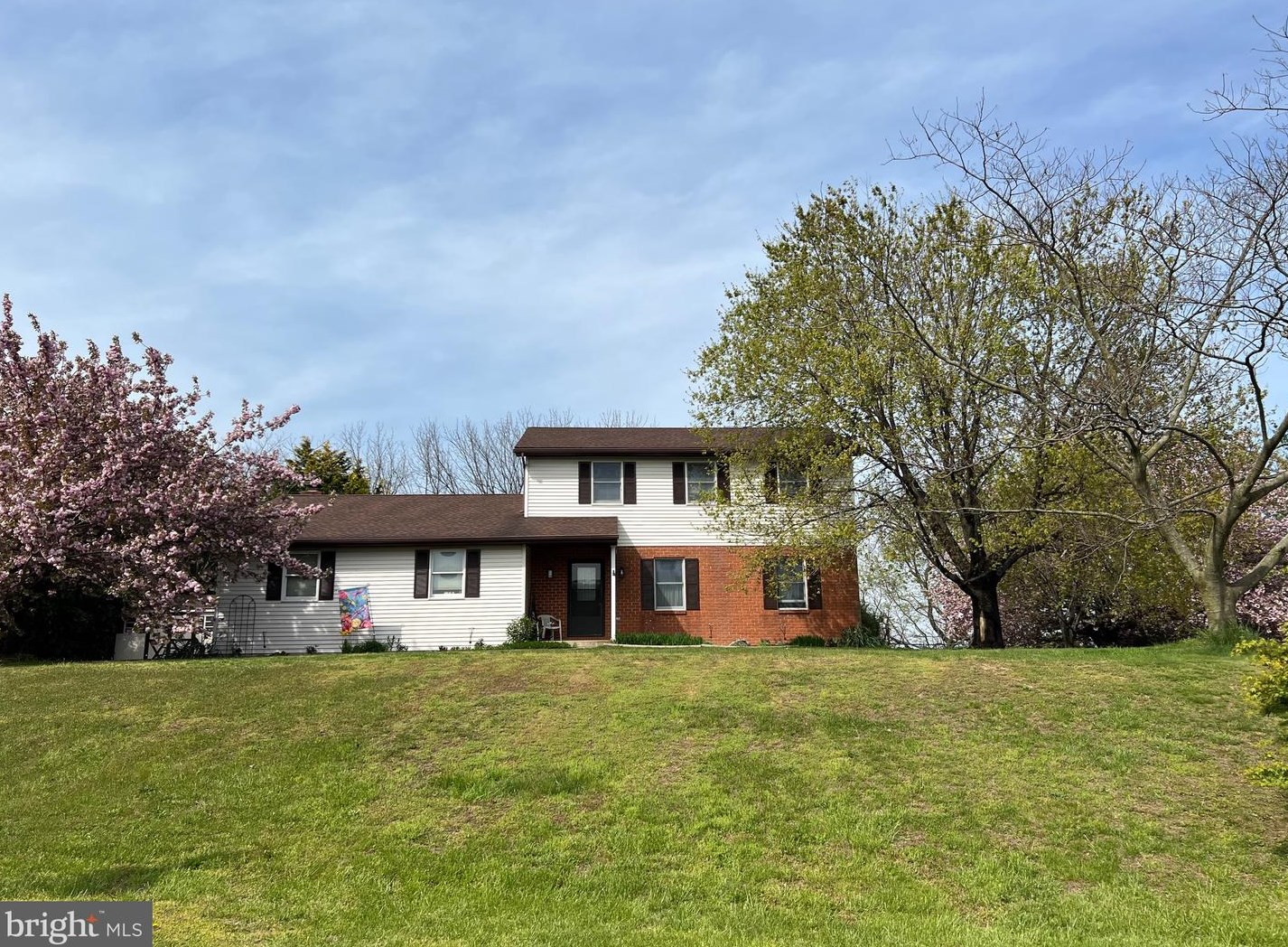 29 Ginna B Dr, Robesonia, PA 19551-9670