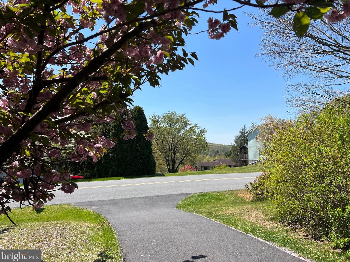 29 Ginna B Dr, Robesonia PA 19551-9670 exterior