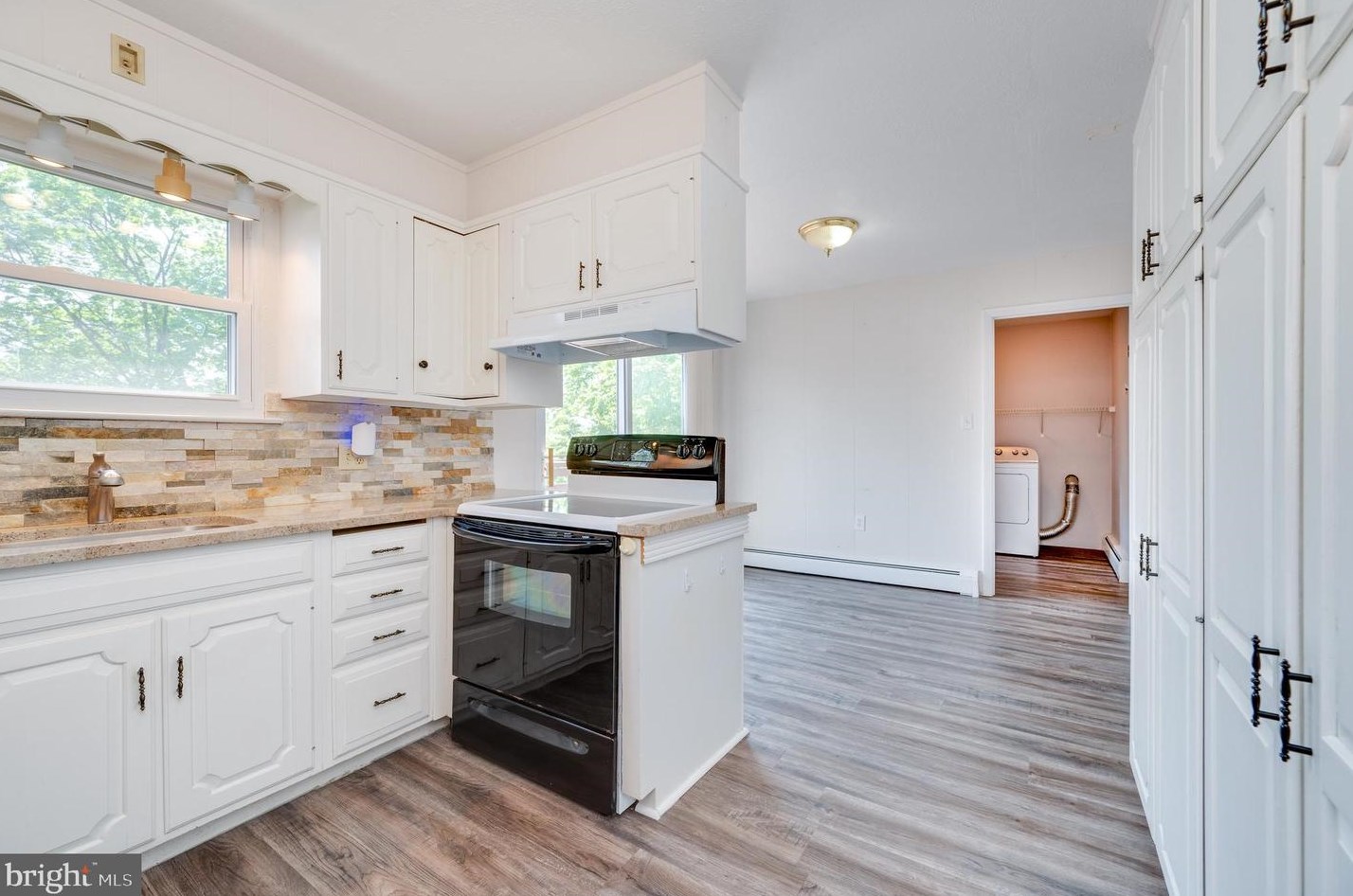 2444 Fairview St, Reading PA  19605-2955 exterior