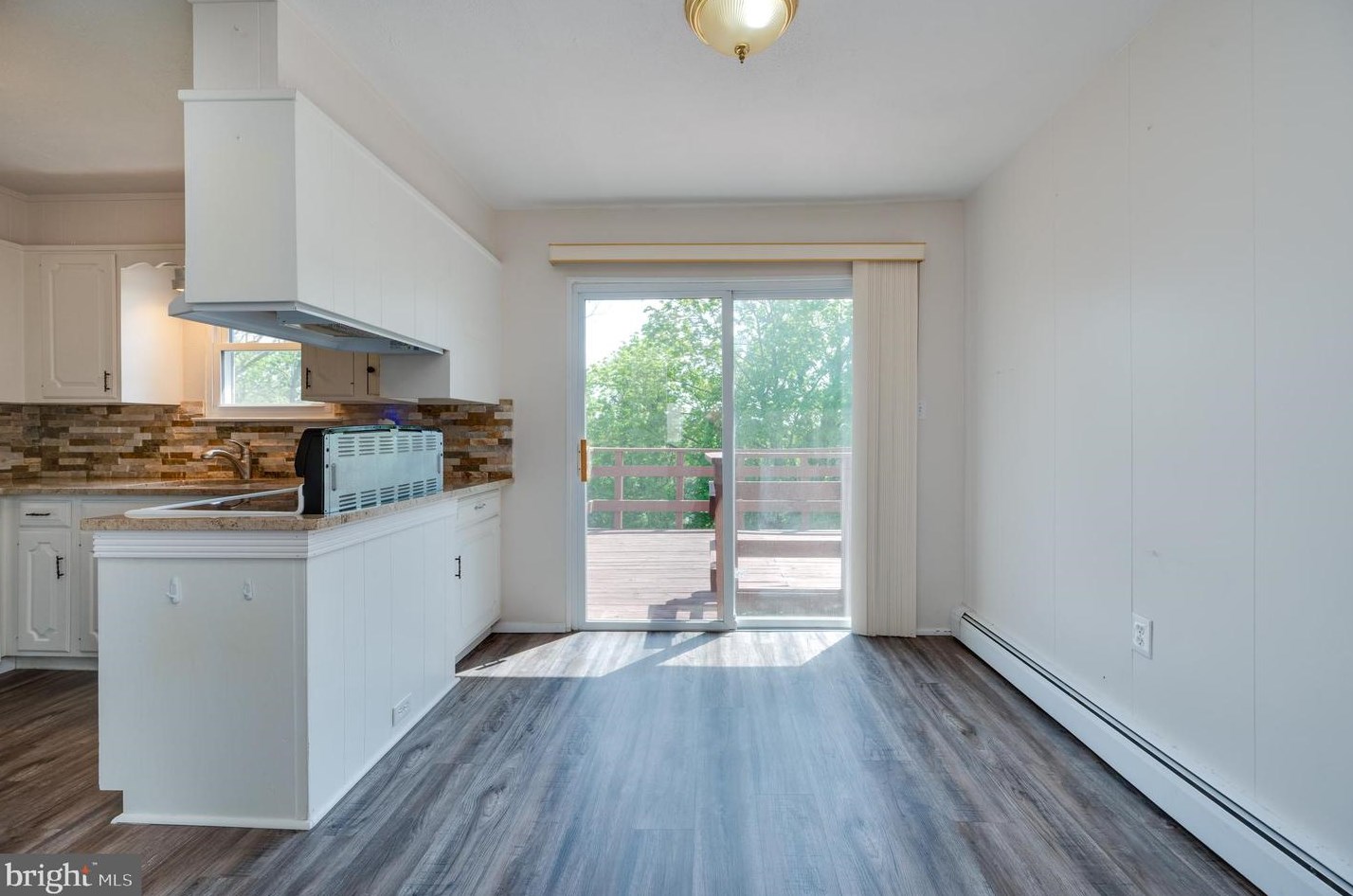 2444 Fairview St, Reading PA  19605-2955 exterior