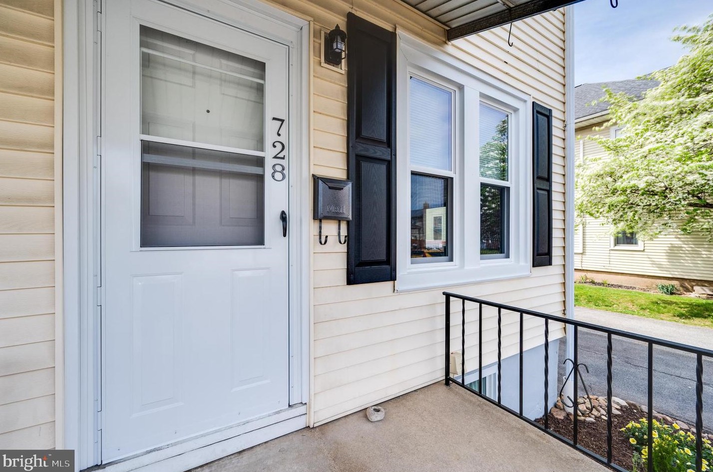 728 Euclid Ave, Spring Valley, PA 19560