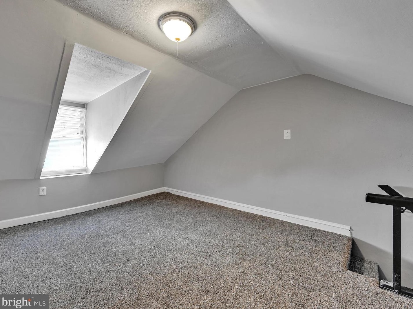 603 Maple St, Reading PA  19602-2535 exterior