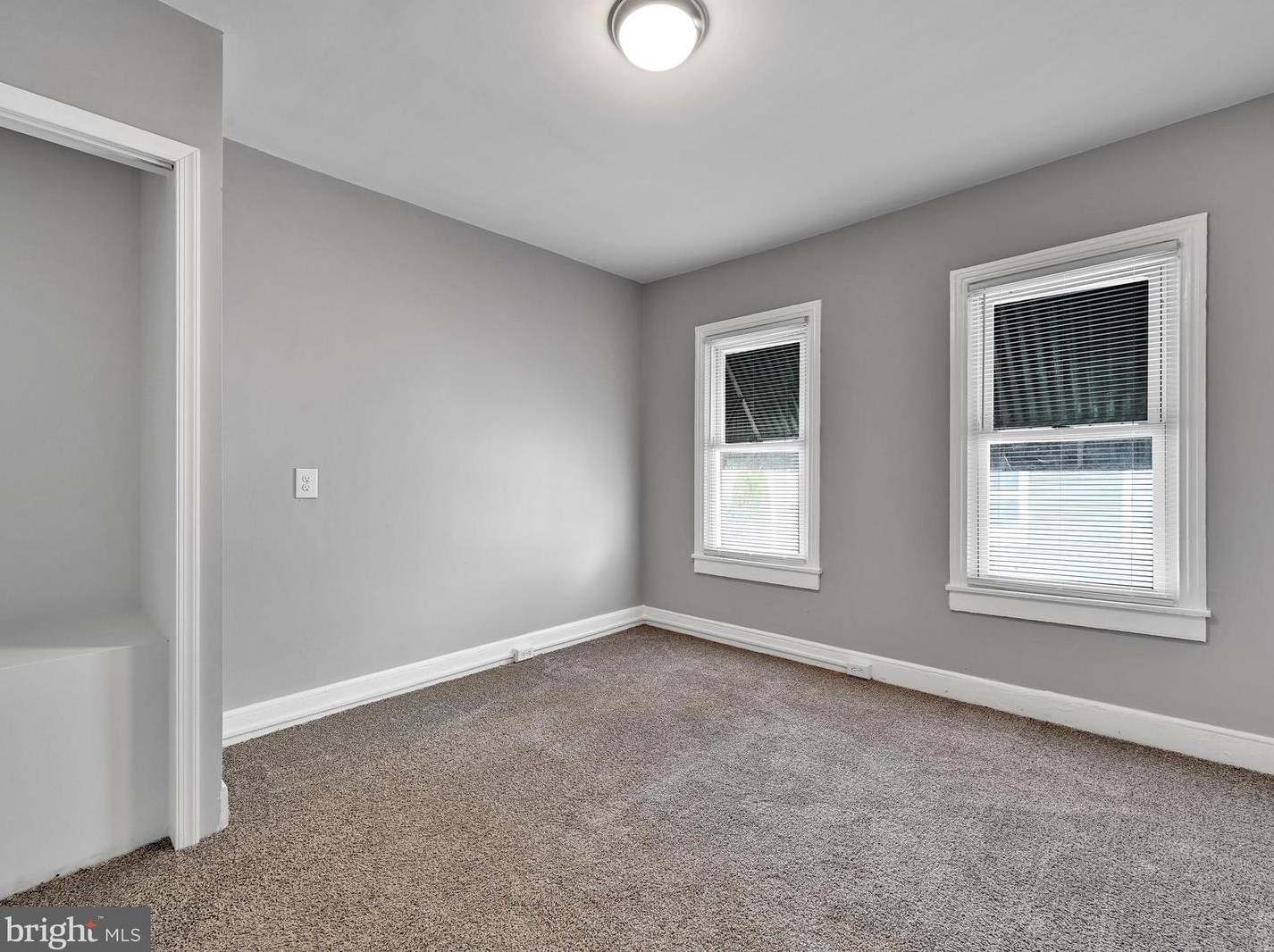 603 Maple St, Reading PA  19602-2535 exterior