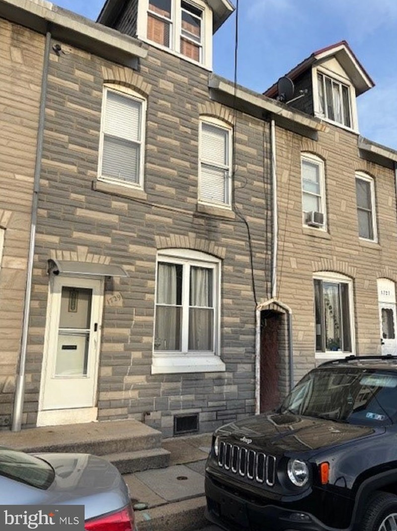 1729 Thorn St, Reading, PA 19601