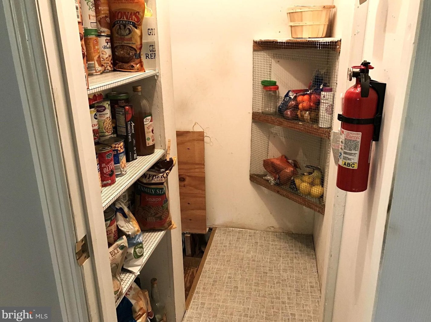 204 Wheatfield Rd, Reading PA  19608-9285 exterior