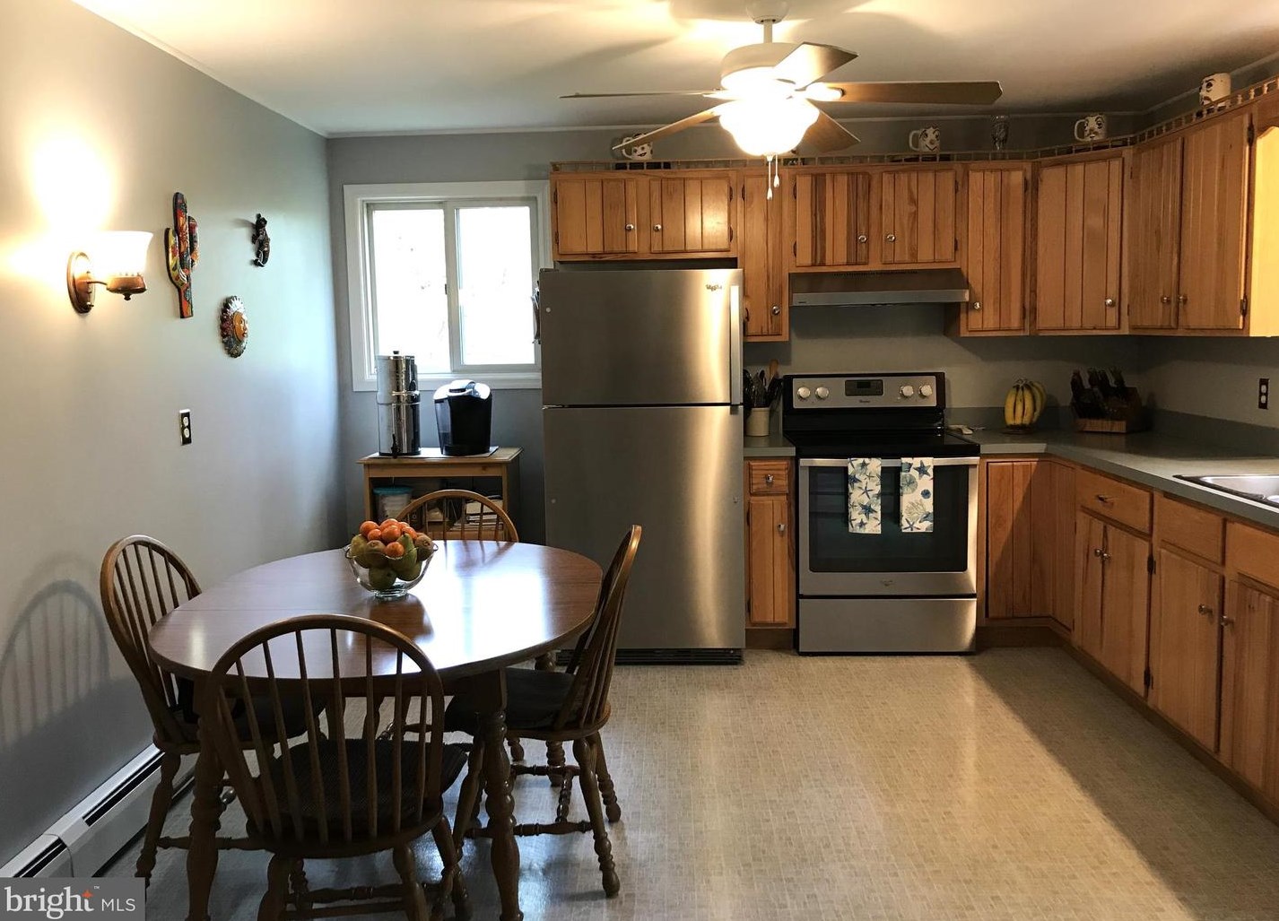 204 Wheatfield Rd, Reading PA  19608-9285 exterior