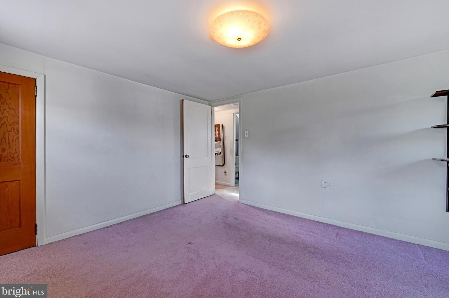 943 Upland Ave, Reading PA 19607-1746 exterior