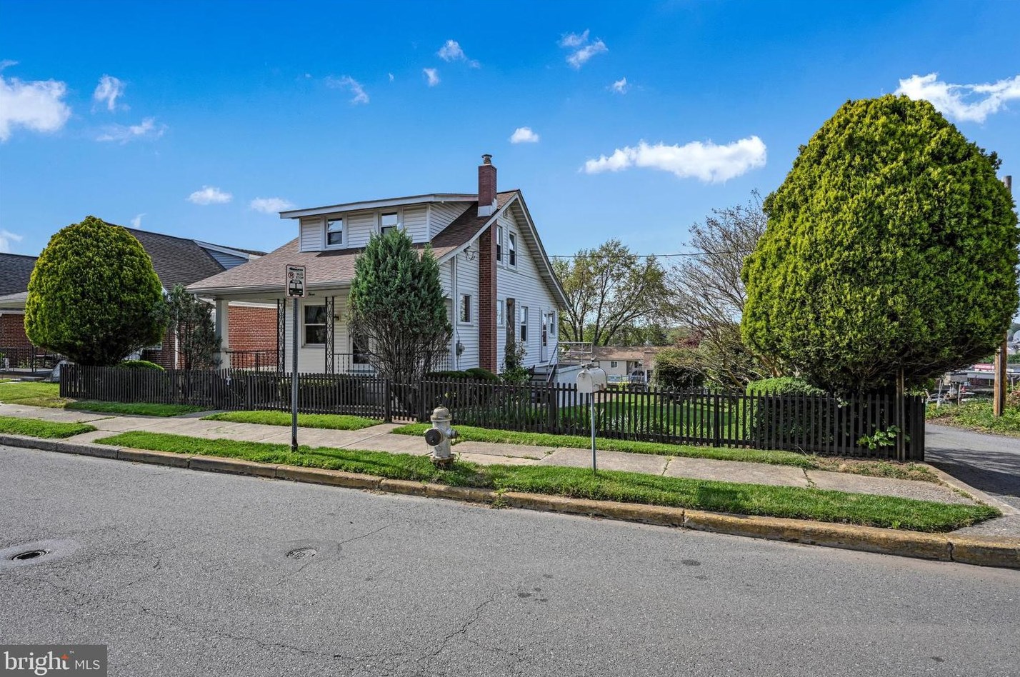 943 Upland Ave, Reading, PA 19607