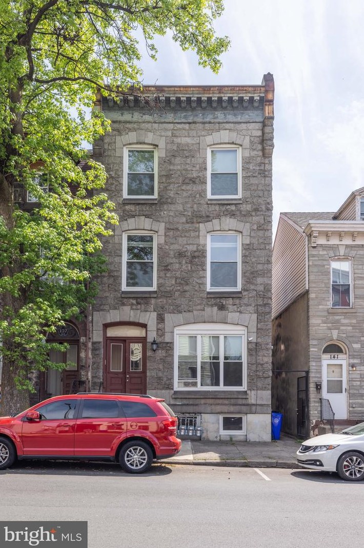 139 9th St, Reading, PA 19601-3613