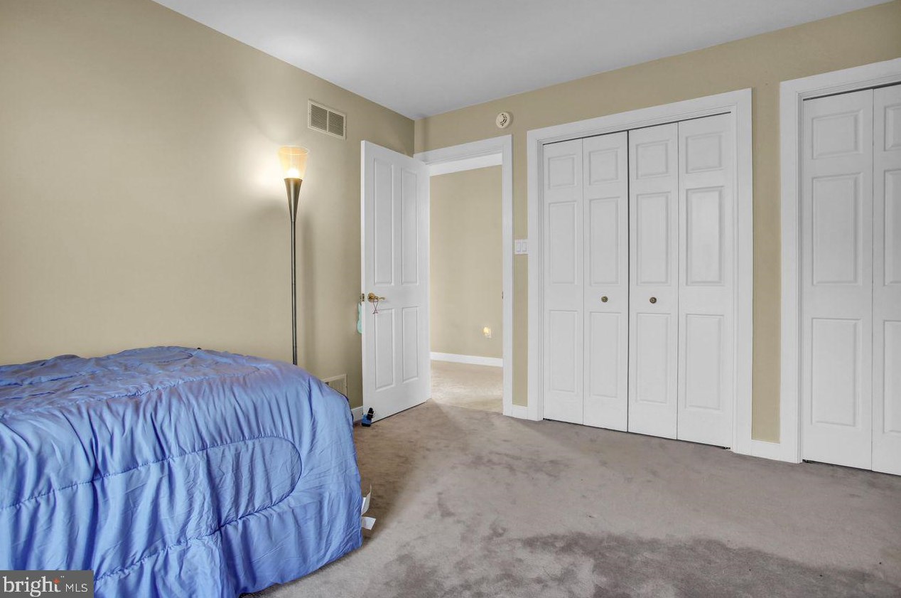 3 Frst Rd, Hummels Store PA  19540-9300 exterior