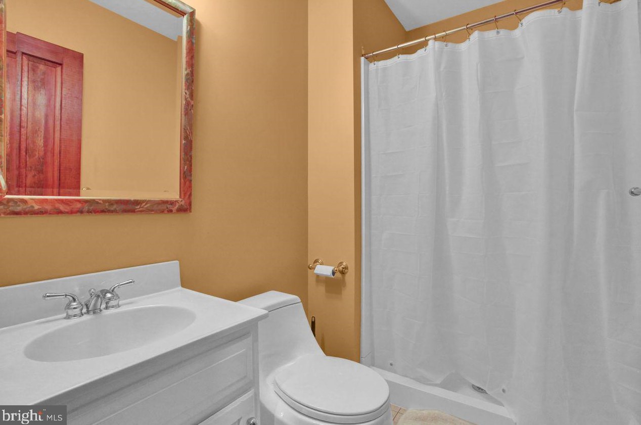 3 Frst Rd, Hummels Store PA  19540-9300 exterior