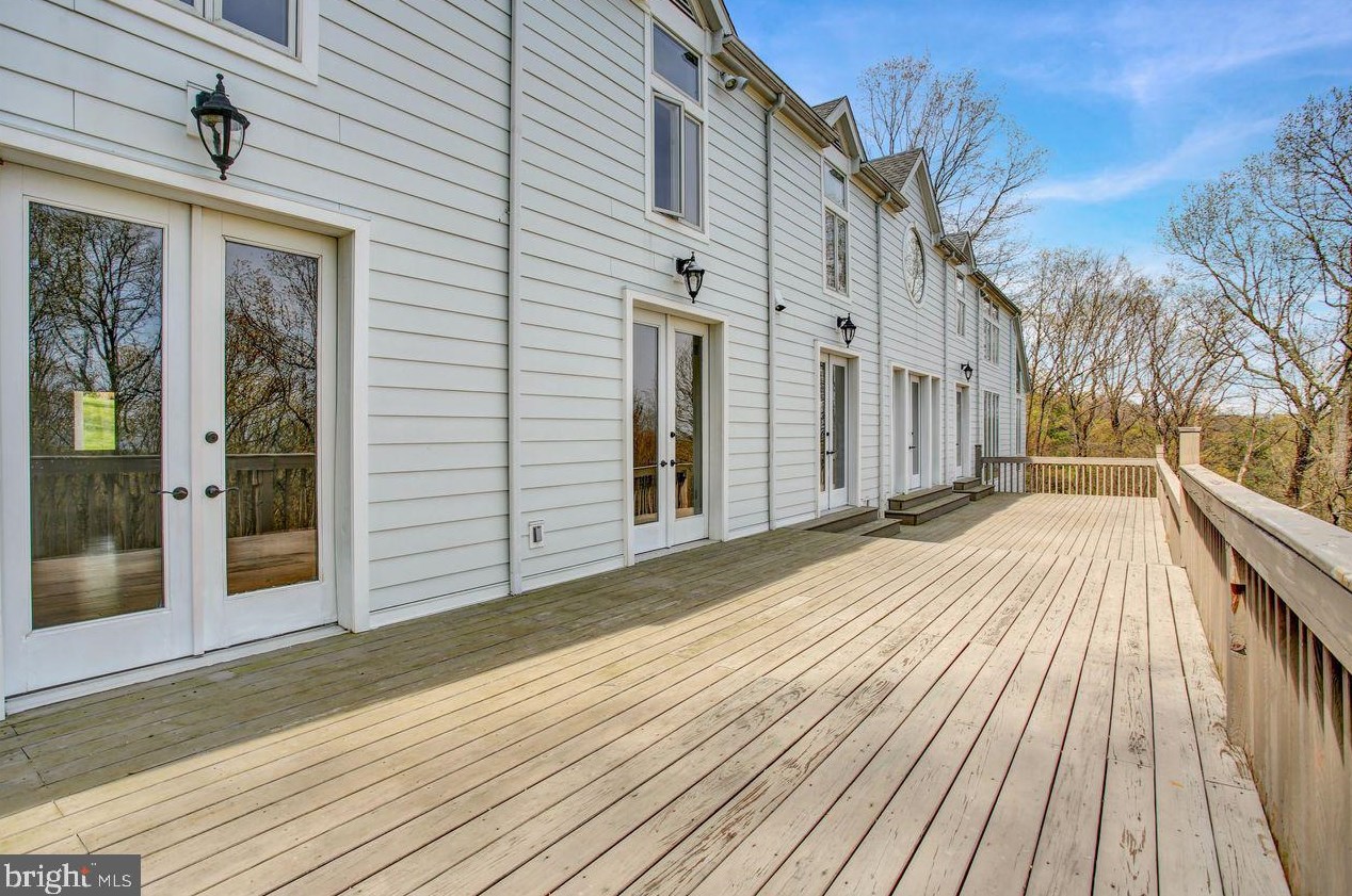 3 Frst Rd, Hummels Store PA  19540-9300 exterior