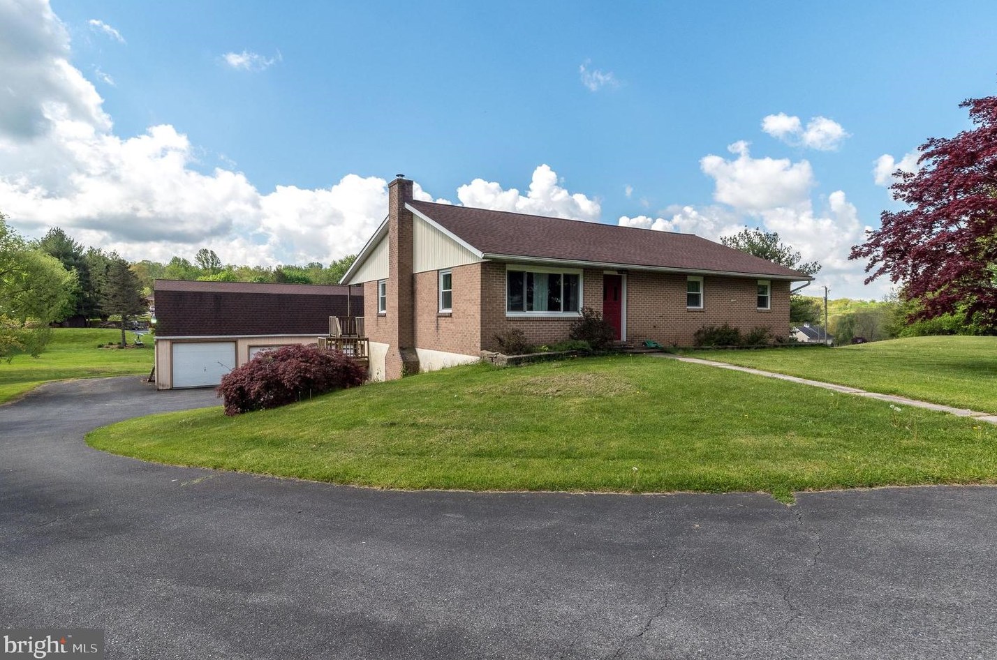 300 Vinemont Rd, Swartzville, PA 17569