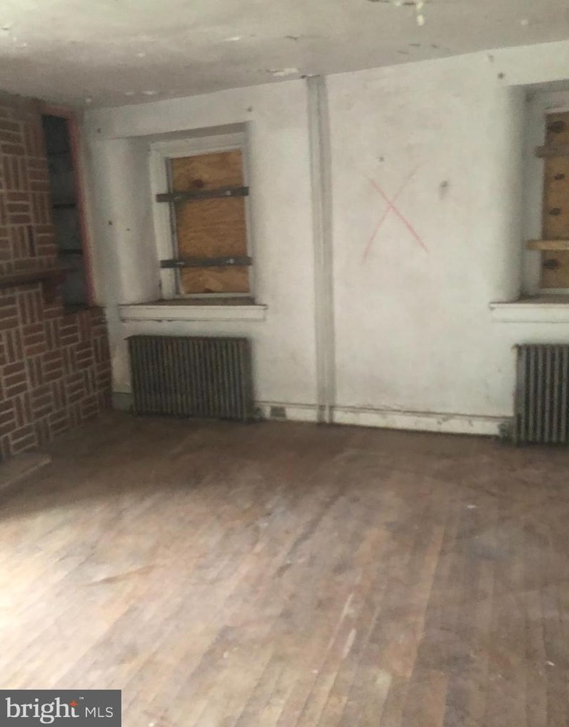 75 Black Matt Rd, Douglassville PA  19518-9705 exterior