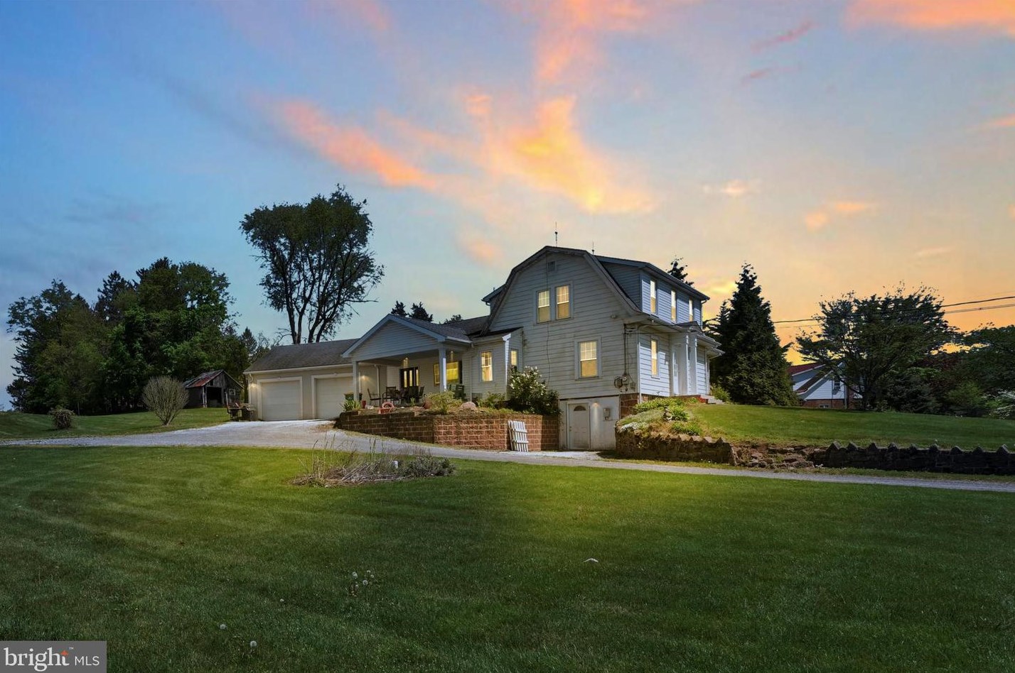 311 Vinemont Rd, Swartzville, PA 17569