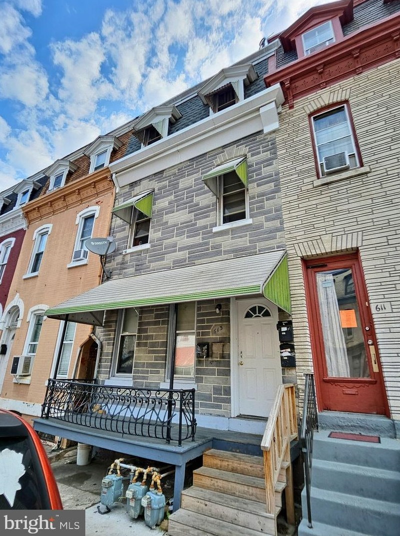 613 N 9th St, Reading, PA 19604