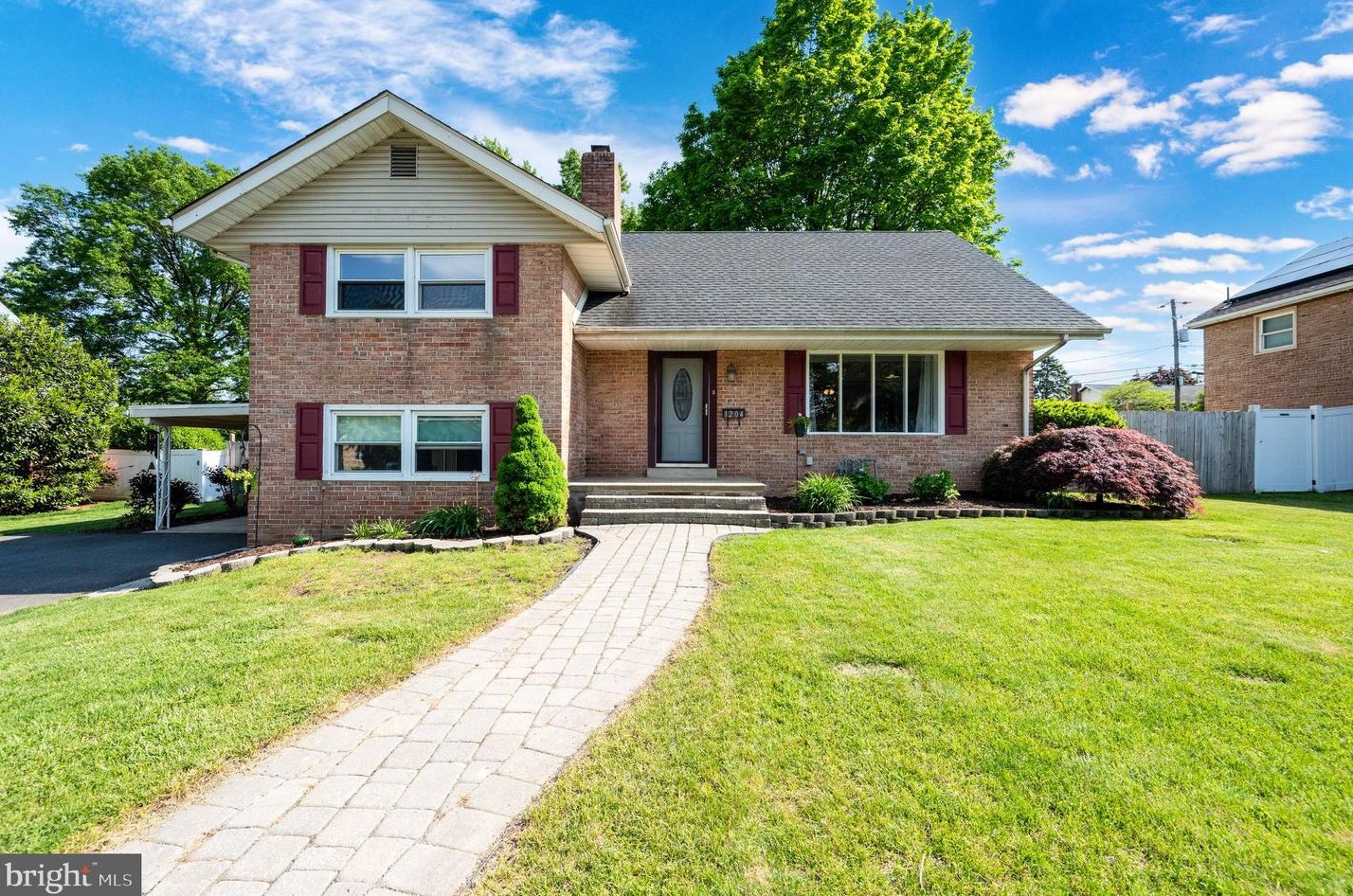1204 Whitfield Blvd, Reading, PA 19609