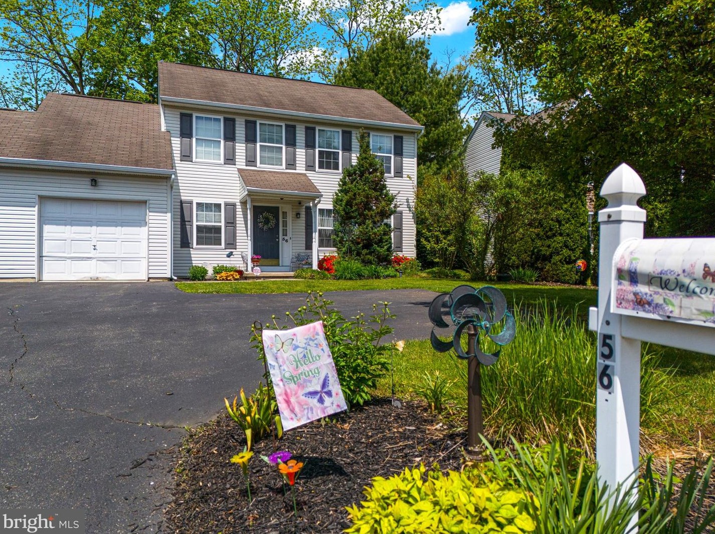 56 Villa Ave, Spangsville, PA 19512-9647
