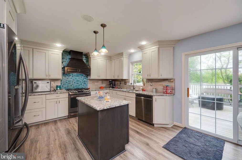 7 Brassie Cir, Reading PA  19607-3362 exterior