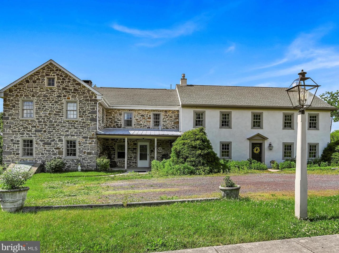 6 Cricket Slope Dr, Basket, PA 19547-8896