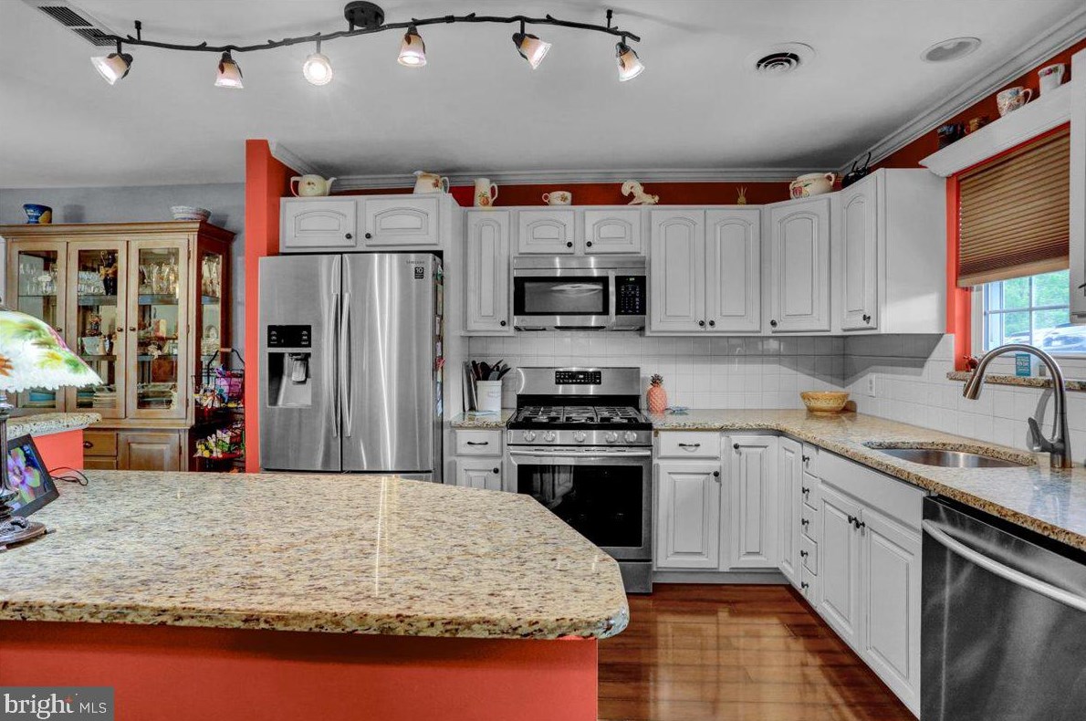 1-C Alpine Ct, Reading PA  exterior