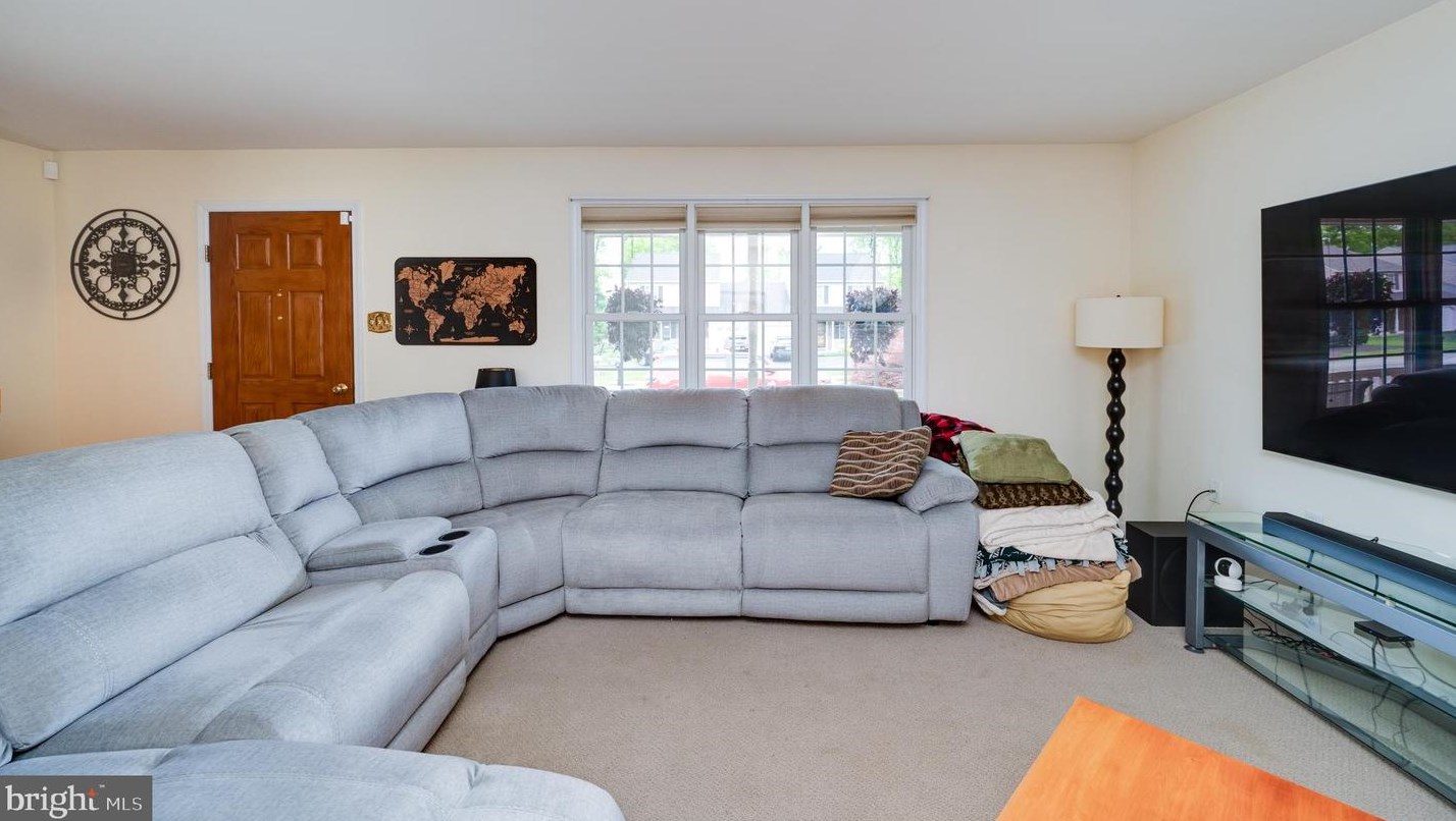 238 Spirit Ct, Blandon PA  19510-9480 exterior