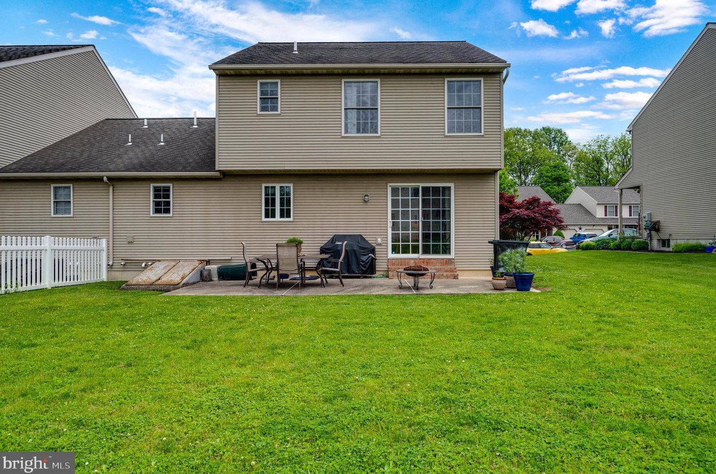 238 Spirit Ct, Blandon PA  19510-9480 exterior