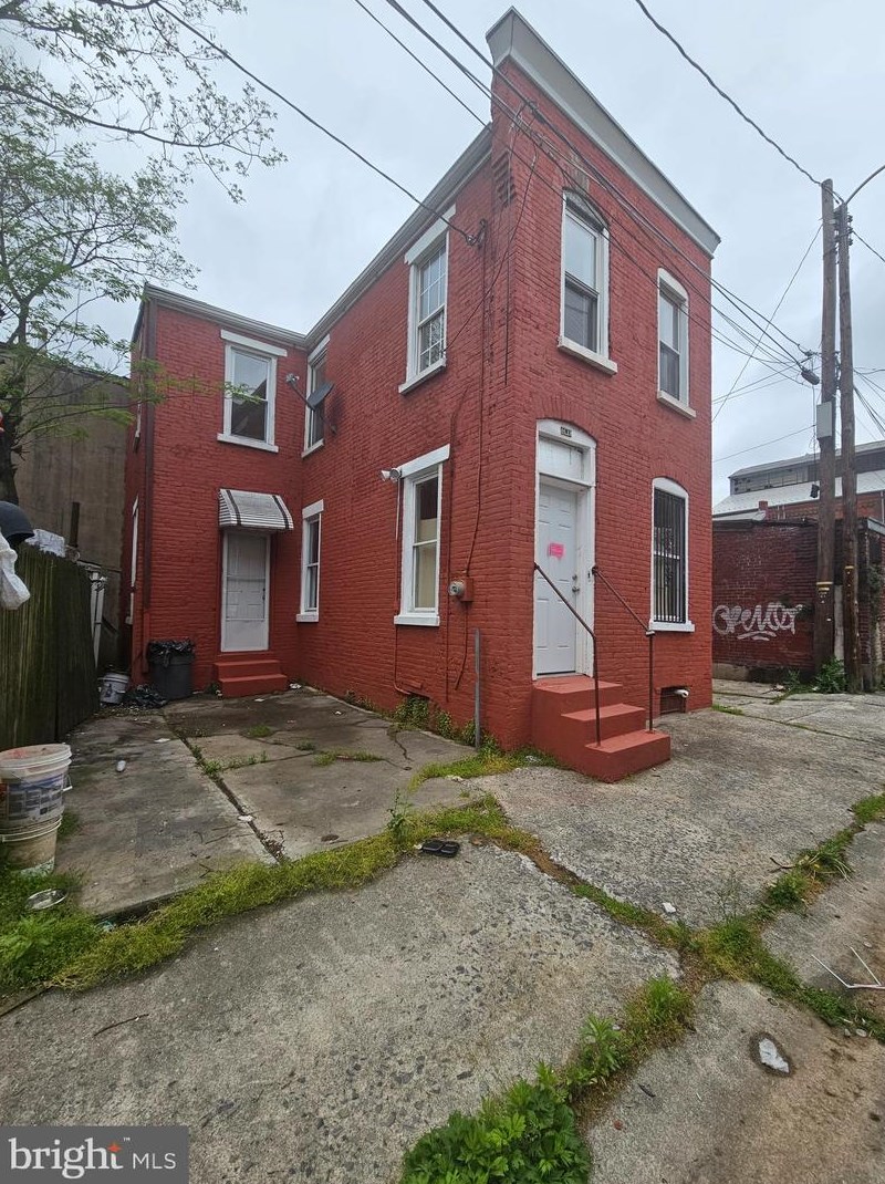 641 Bingaman St, Reading, PA 19602