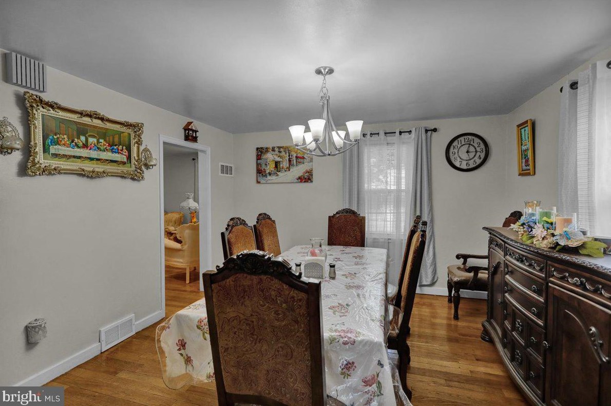 1202 Wyomissing Blvd, Reading PA  19611-1748 exterior