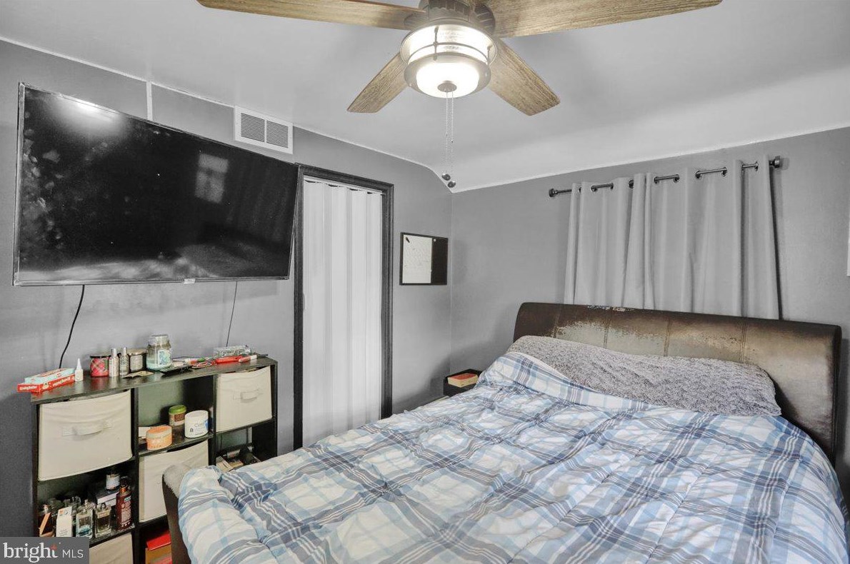 1202 Wyomissing Blvd, Reading PA  19611-1748 exterior