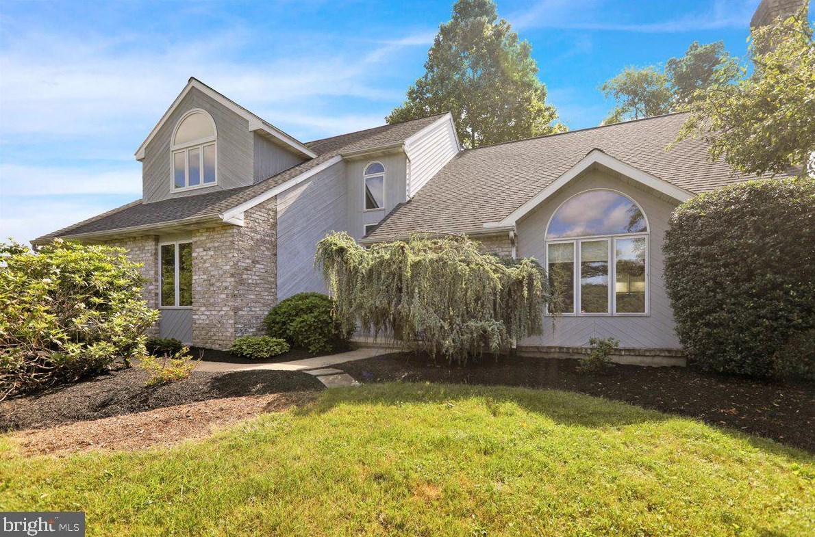 51 Point Rd, Wernersville, PA 19565