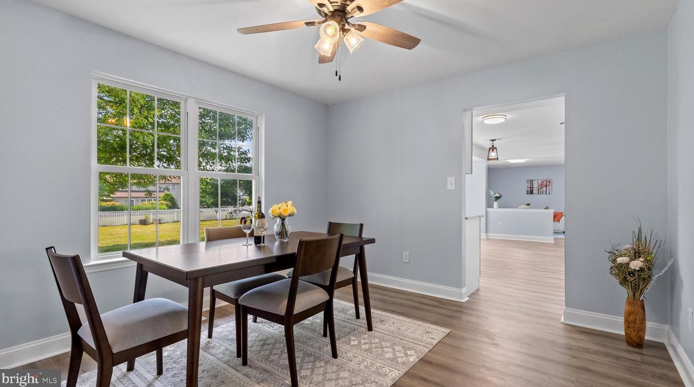 305 Penns Ln, Douglassville PA  19518-8702 exterior