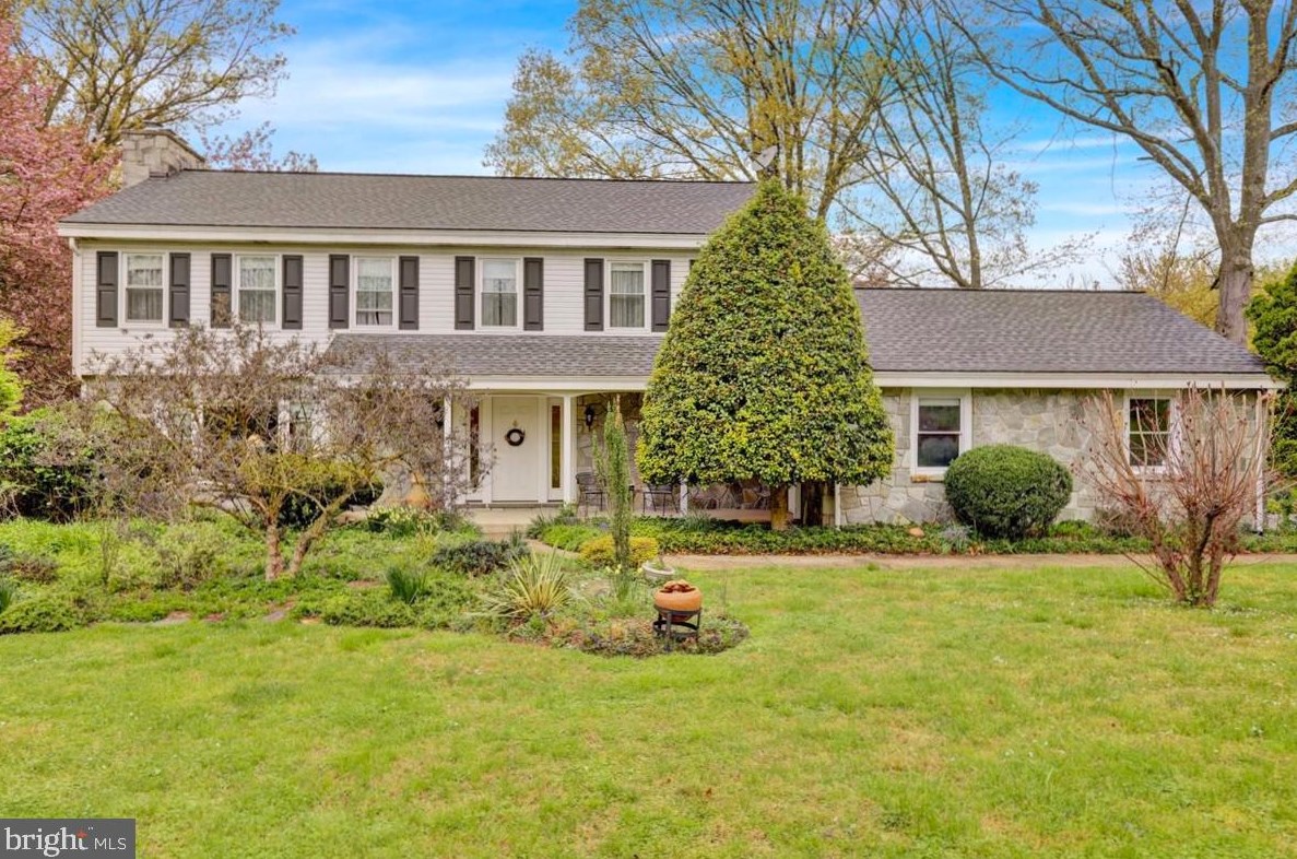 31 Devon Dr, Reading, PA 19606
