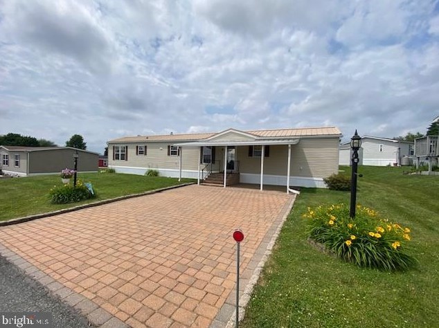 80 Quarry Rd #14, Greenwich, PA 19530