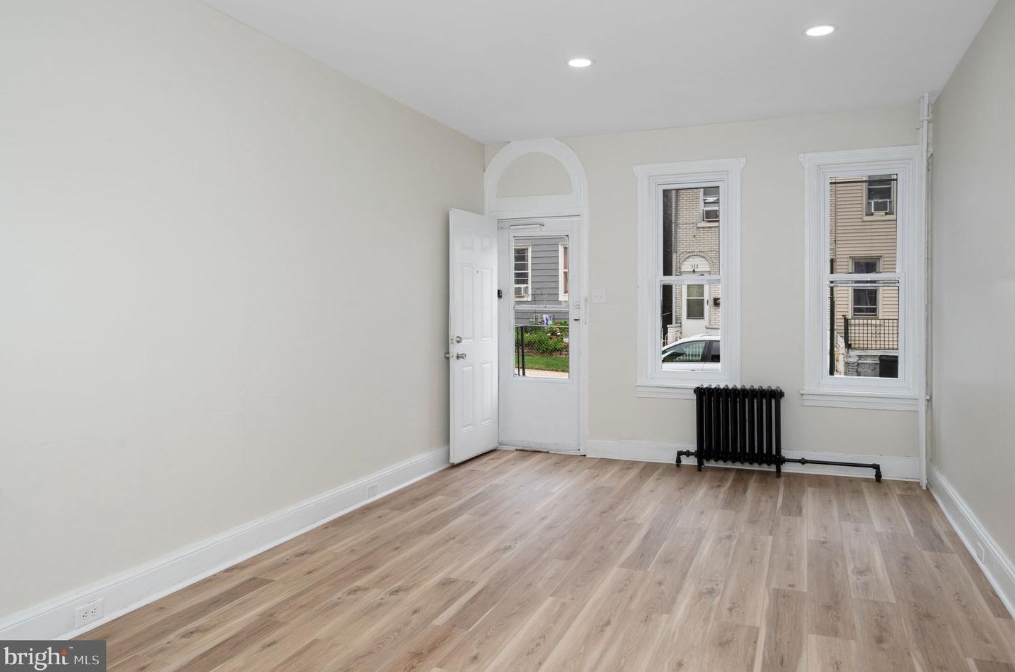 535 Cedar St, Reading PA  19601-3124 exterior